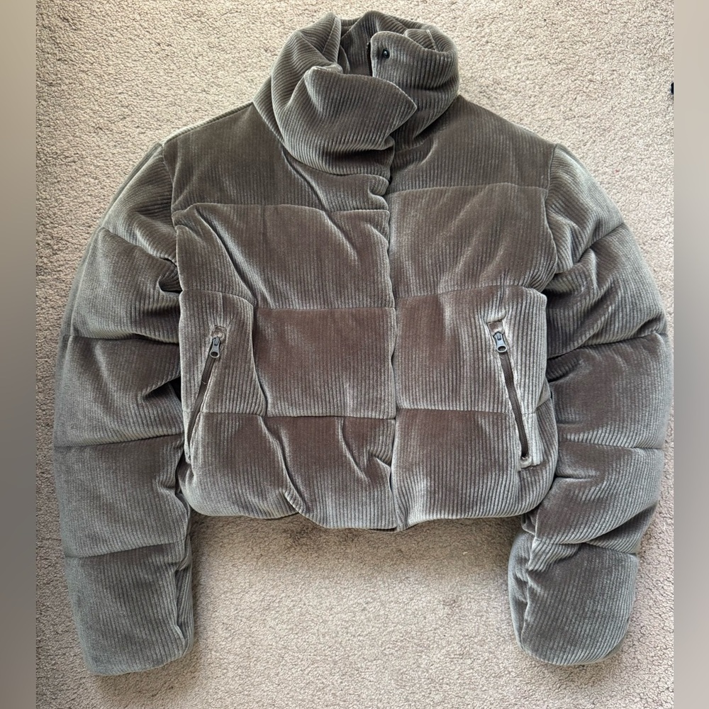 ALO Yoga brown Corduroy Velvour Puffer Jacket